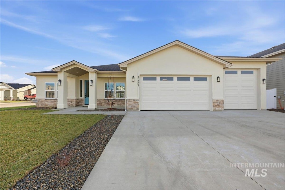 1757 Kayak Rd, Emmett, ID 83617 - photo 1