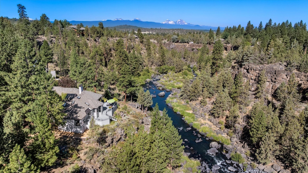4219 NW Lower Village Rd, Bend, OR 97701 - photo 1