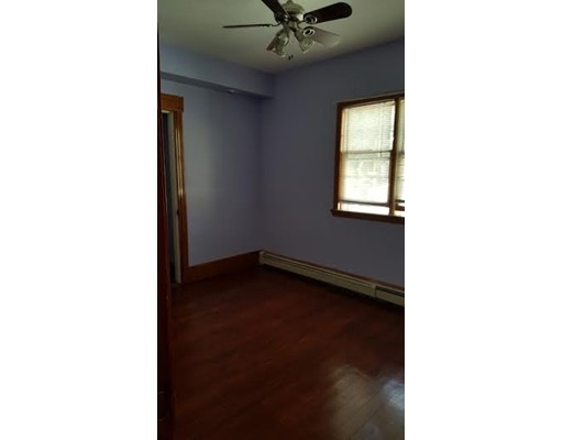 33 Lincoln St unit 5, Lynn, MA 01902 - photo 1