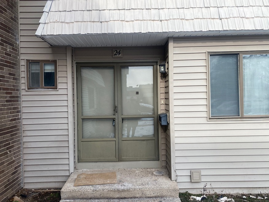 24 Dogwood Ct unit 24, Cromwell, CT 06416 - photo 1
