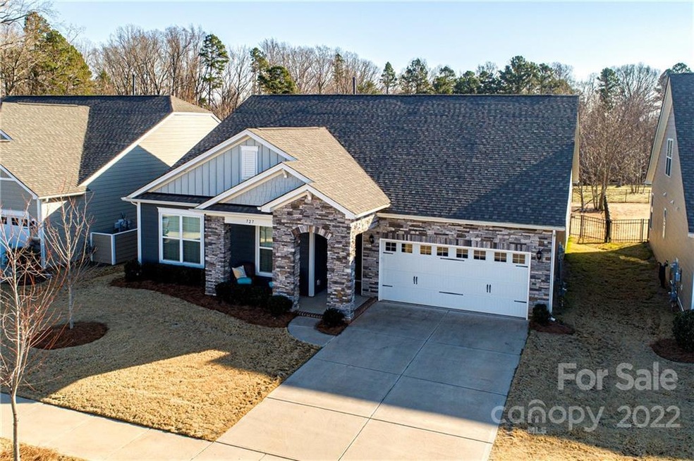727 Wood Lily Dr, Belmont, NC 28012 - photo 1