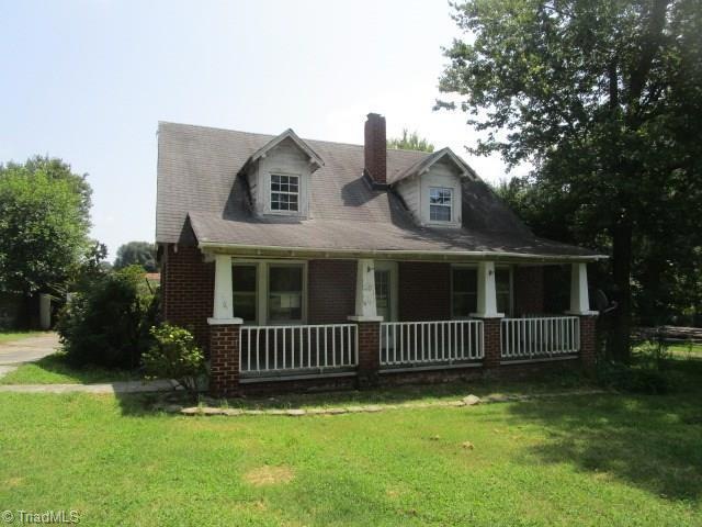 1878 Sechrest Cir, High Point, NC 27263 - photo 1