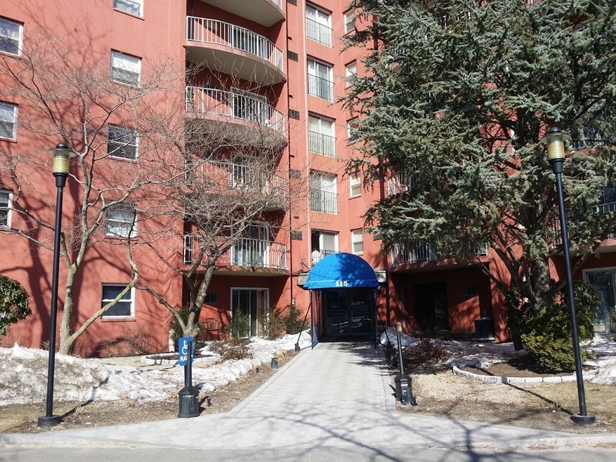 Sagamore Place Condominiums unit 818, Quincy, MA 02171 - photo 1