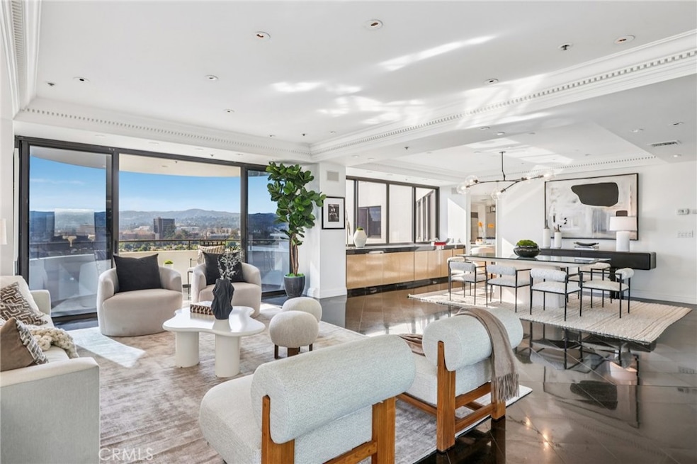 Pending $2,150,000 • Co-Listing Agent