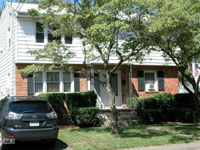 5 Triangle St unit 2, Norwalk, CT 06855 - photo 1