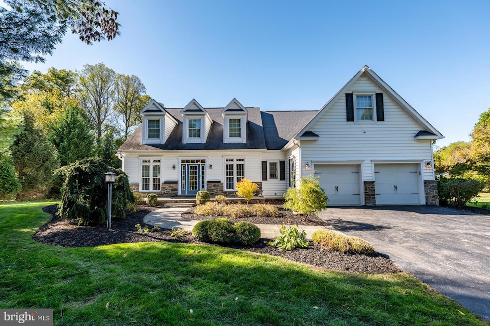 Pending $875,000 • Co-Listing Agent