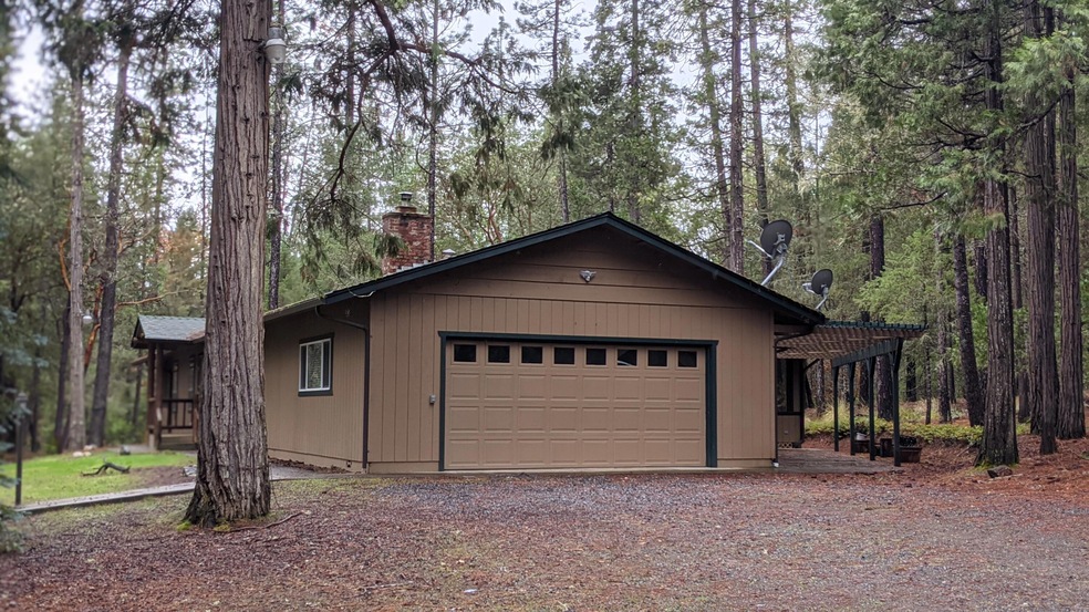 4175 Pleasant Creek Rd, Rogue River, OR 97537 - photo 1