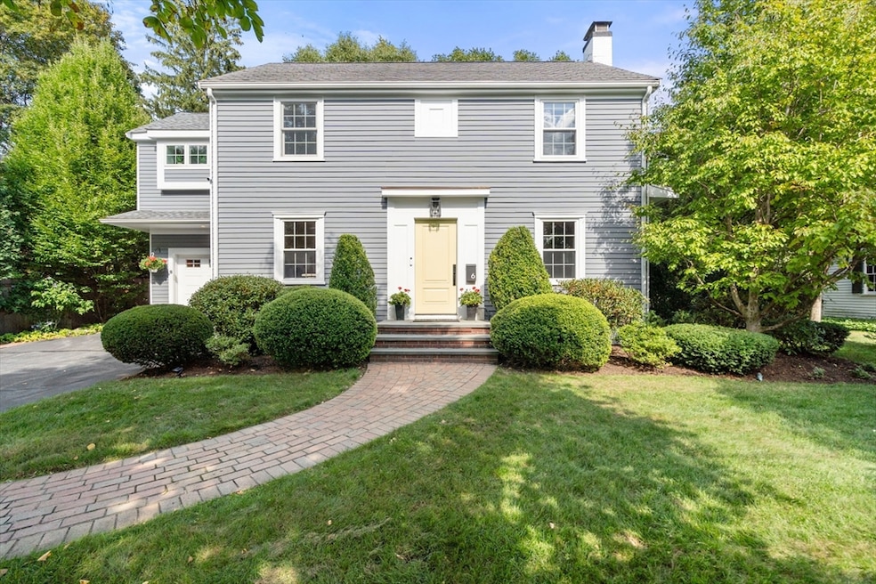 6 Wilde Rd, Wellesley Hills, MA 02481 - photo 1