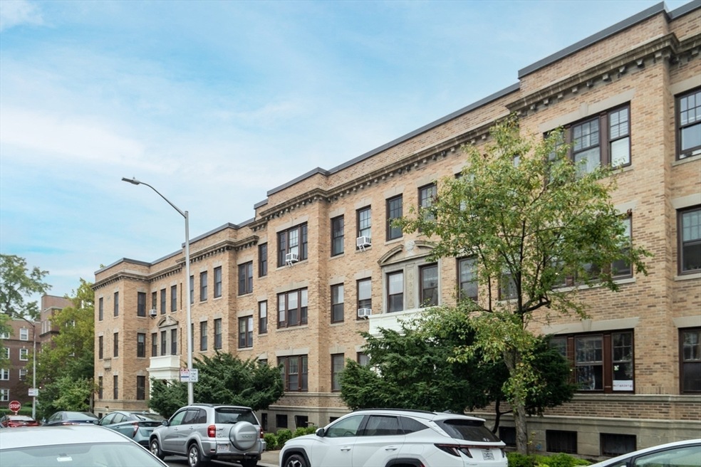 Sold $611,000 • Co-Listing Agent