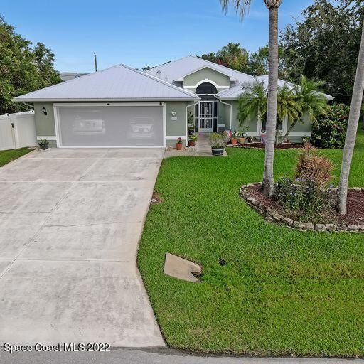 966 Driveway pic's 1