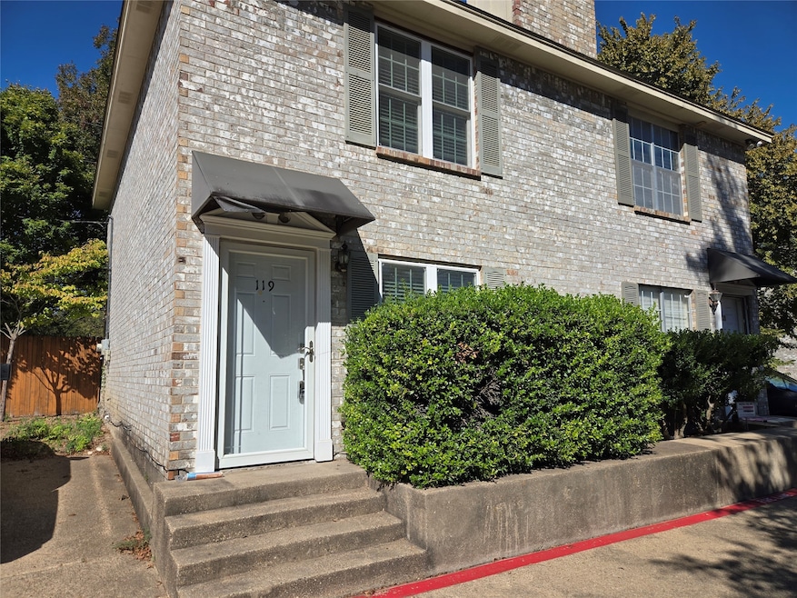 For Rent $1,475/month