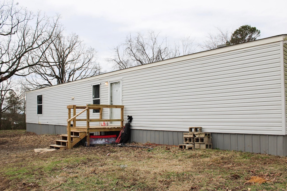 1076 Polk Road 72, Mena, AR 71953 - photo 1