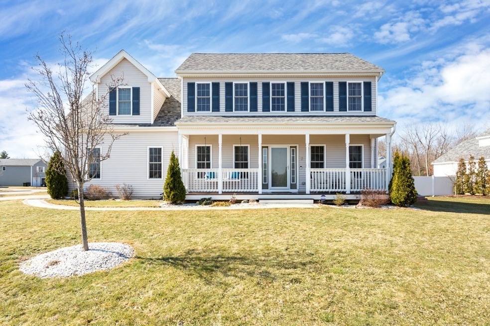 2 Northern Lights Way, Bellingham, MA 02019 - photo 1