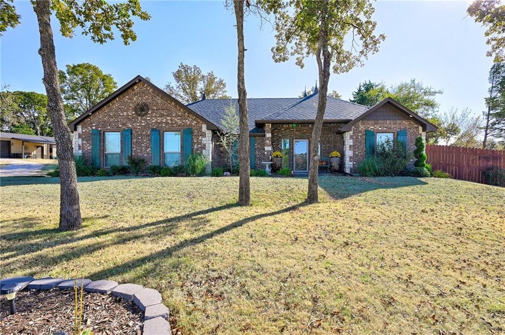 5899 Timberland Crossing, Guthrie, OK 73044 - photo 1