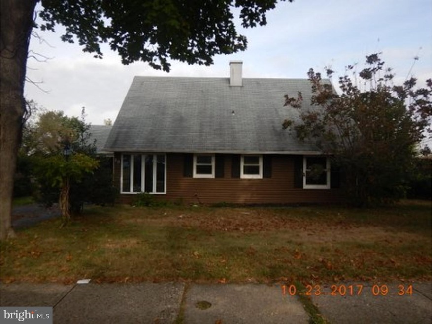 29 Pinafore Ln, Willingboro, NJ 08046 - photo 1