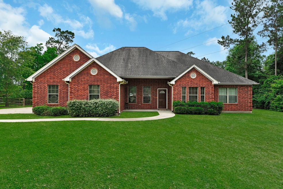 16104 Mcqueen Rd, Conroe, TX 77302 - photo 1