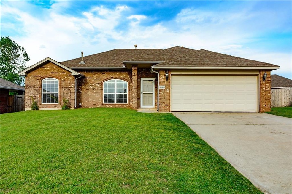 4405 Spotted Owl Cir, Norman, OK 73072 - photo 1