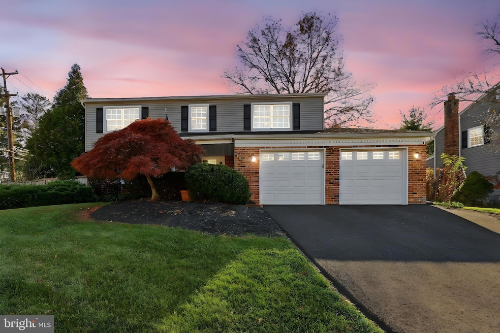 1416 Sullivan Dr, Blue Bell, PA 19422 - photo 1