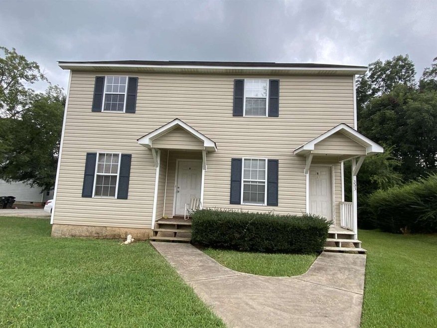 333 Forsyth St, Barnesville, GA 30204 - photo 1