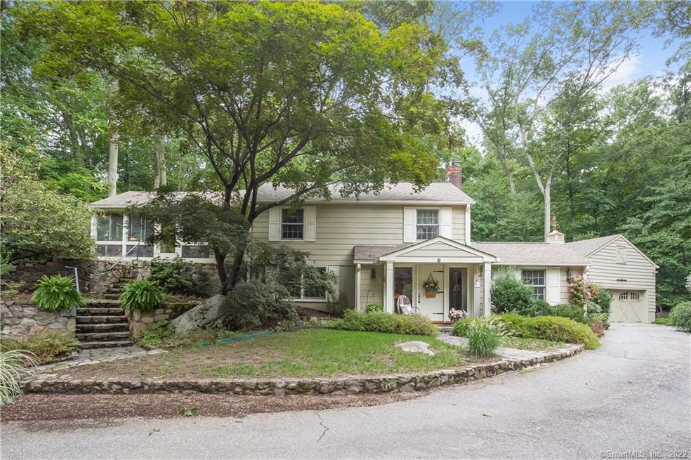 Private South Wilton location.