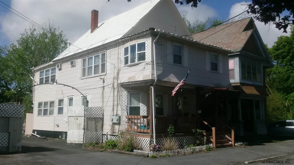 75 Wylie St, Schenectady, NY 12307 - photo 1