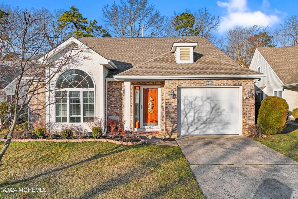 1632 Sweetbay Dr, Toms River, NJ 08755 - photo 1