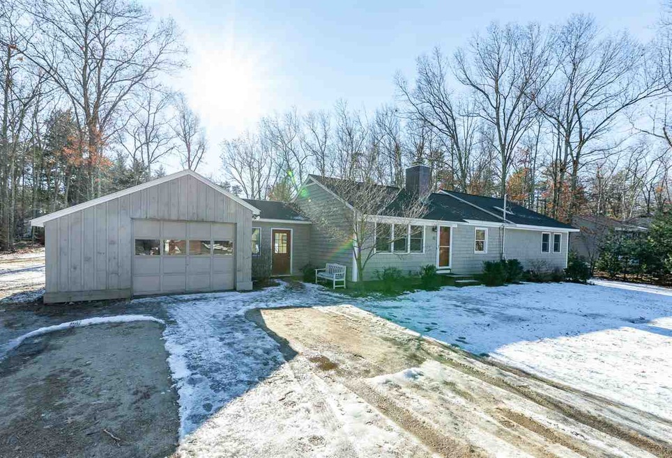 67 Stearns Rd, Amherst, NH 03031 - photo 1