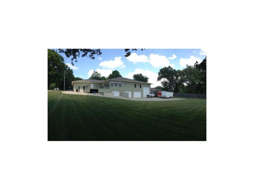 Large Yard - Pic taken from back corner of propert