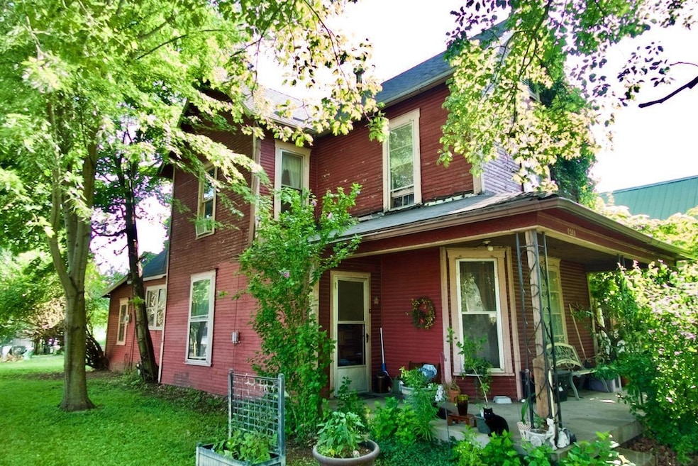 1211 W Powers St, Muncie, IN 47305 - photo 1