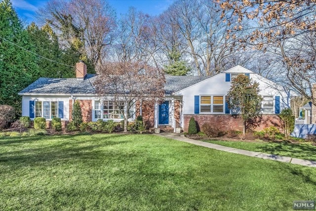 Sold $1,211,112 • Co-Listing Agent