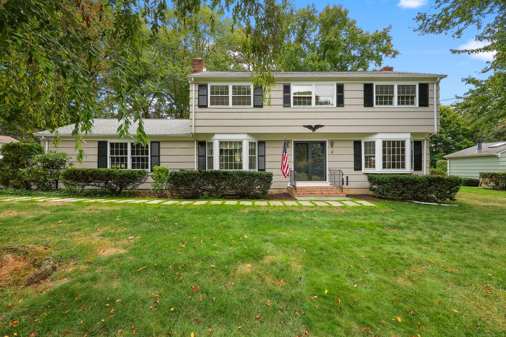 5 Glenbrook Rd, Trumbull, CT 06611 - photo 1