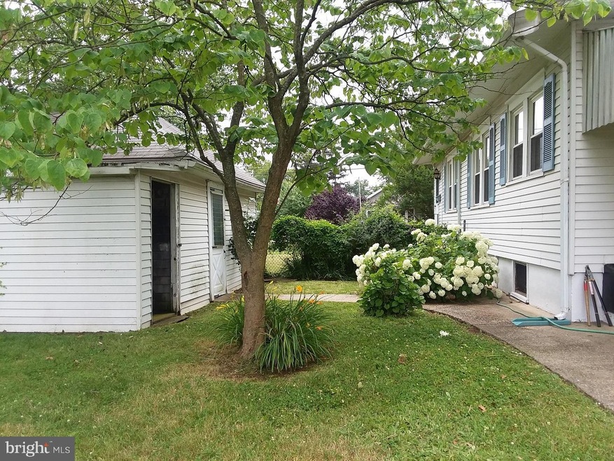 39 S Hood Ave, Audubon, NJ 08106 - photo 1