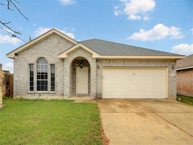 Single story brick home in Shenadoah.