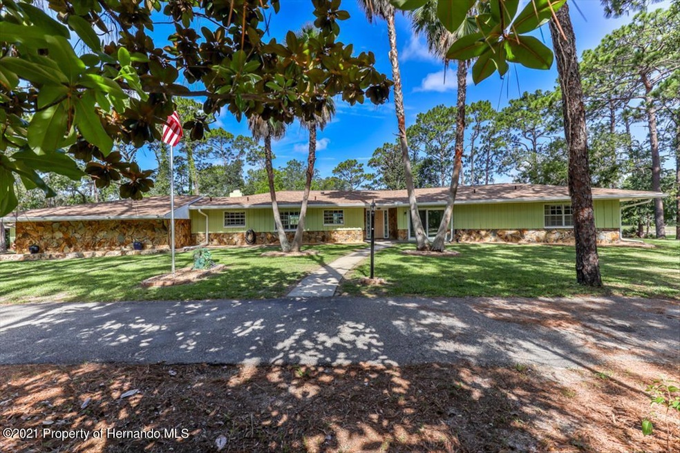 8399 Windridge Way