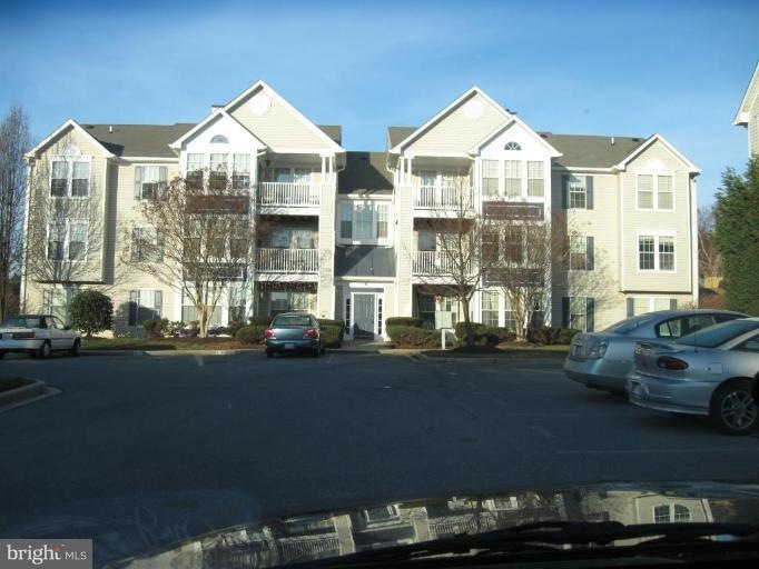 5610 Avonshire Place unit C, Frederick, MD 21703 - photo 1