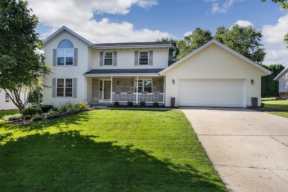 Under Contract $479,900