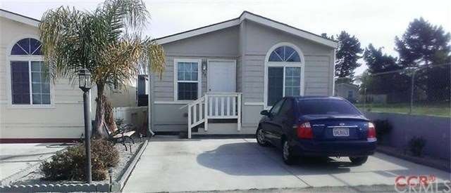 Charming hybrid home - end unit.