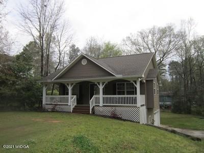 112 Mapewood Ave, Milledgeville, GA 31061 - photo 1