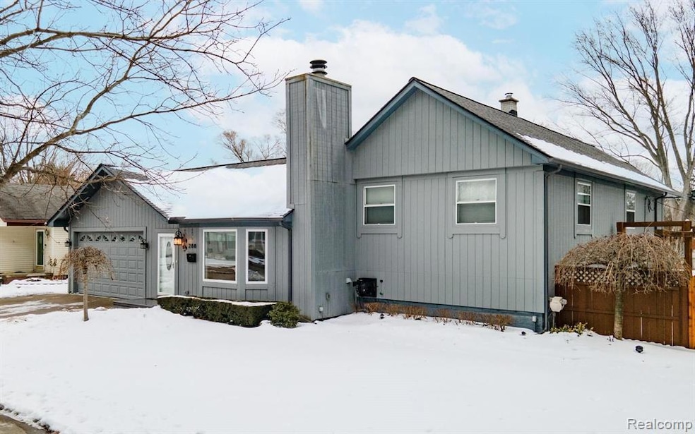 1-web-or-mls-288-Walper-Ave-1.jpg
