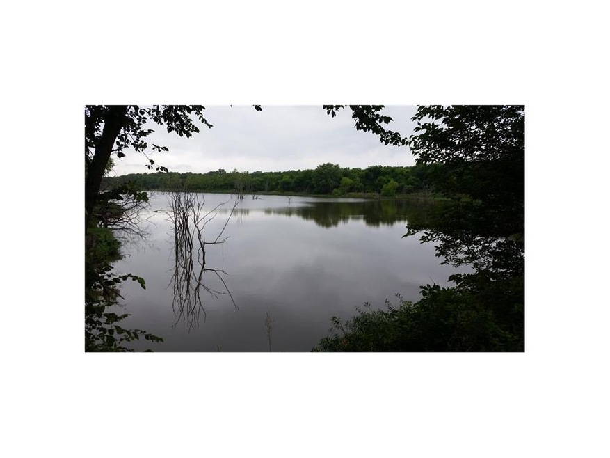 20070 S Lone Elm Rd, Spring Hill, KS 66083 - photo 1