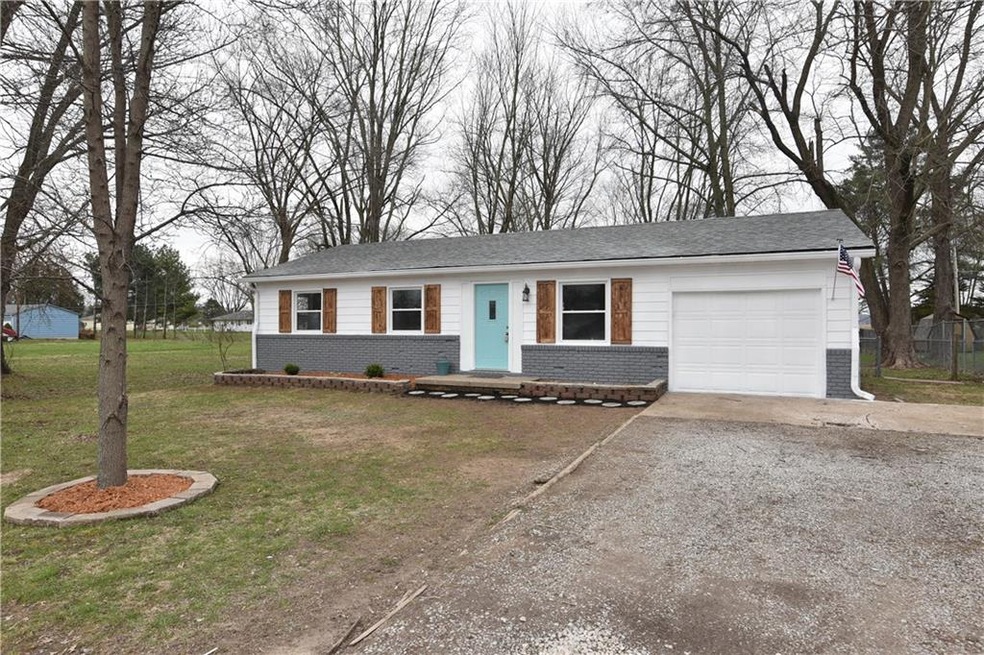 373 Collier St, Columbus, IN 47201 - photo 1