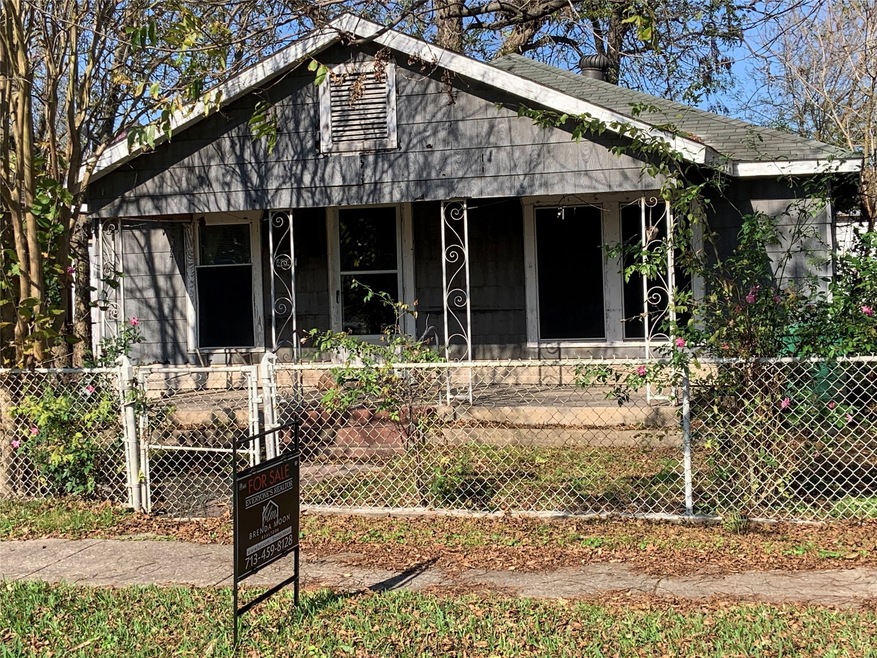 4047 Lucille St, Houston, TX 77026 - photo 1