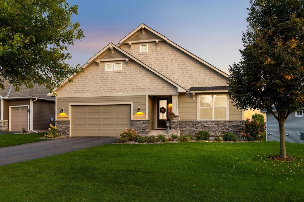 9085 Jade Ct N, Lake Elmo, MN 55042 - photo 1