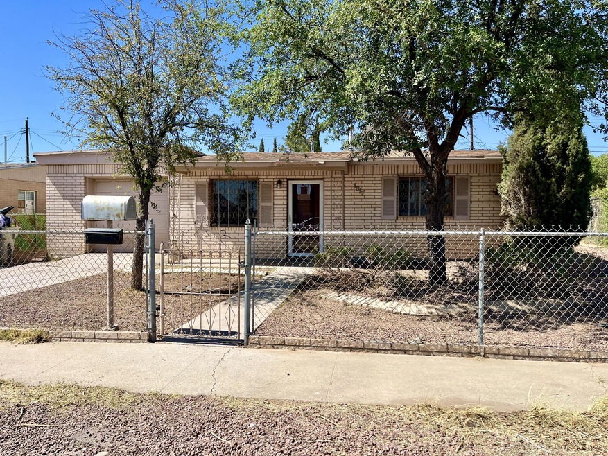 7817 Santa Cruz Ct, El Paso, TX 79915 - photo 1