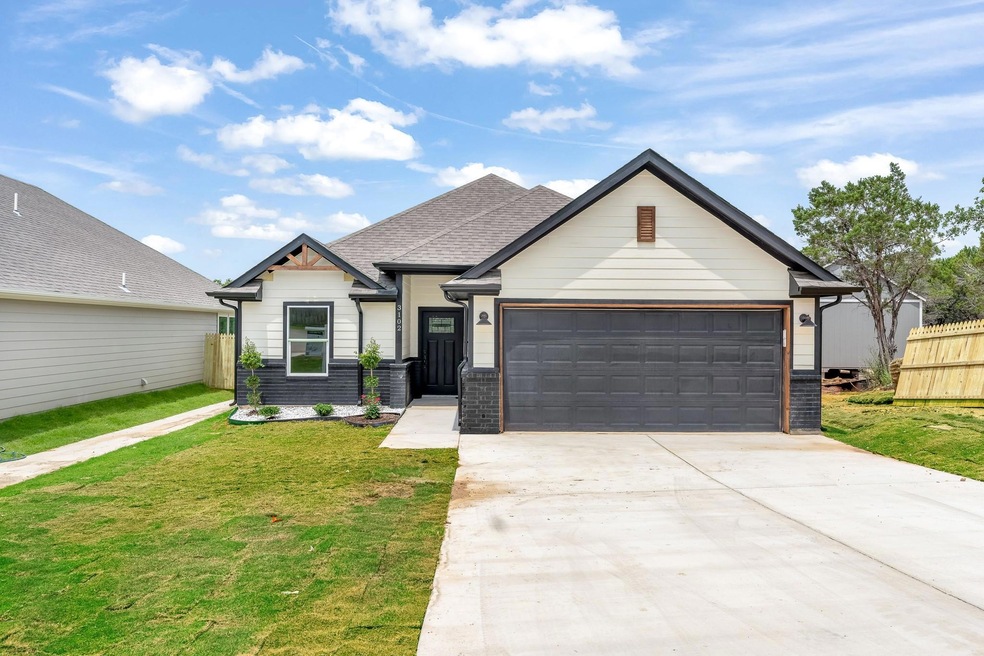 3102 Paluxy Trail, Granbury, TX 76048 - photo 1