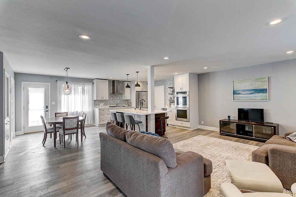 13121 W Fairmount Ave, Butler, WI 53007 - photo 1