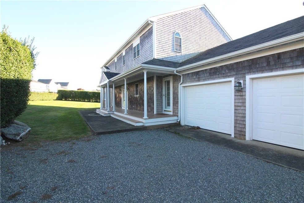 21 Hoover Rd, Middletown, RI 02842 - photo 1