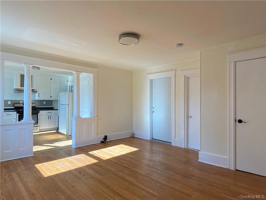 Welcome to 20 S. White! Plenty of natural light in this 2nd floor unit.