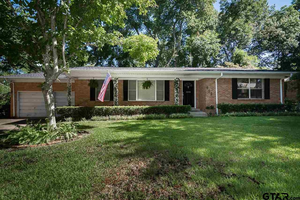 912 912 Wilma, Tyler, TX 75701 - photo 1