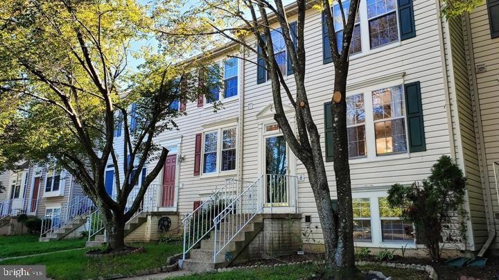 8629 Walcott Ct, Manassas, VA 20111 - photo 1